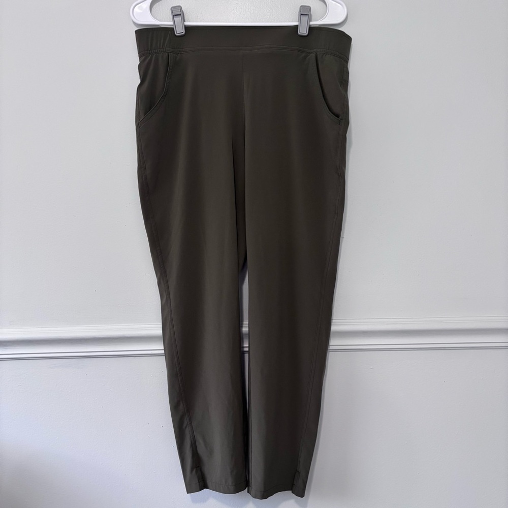 Women’s Eddie Bauer Olive Green Stretch Casual Pants